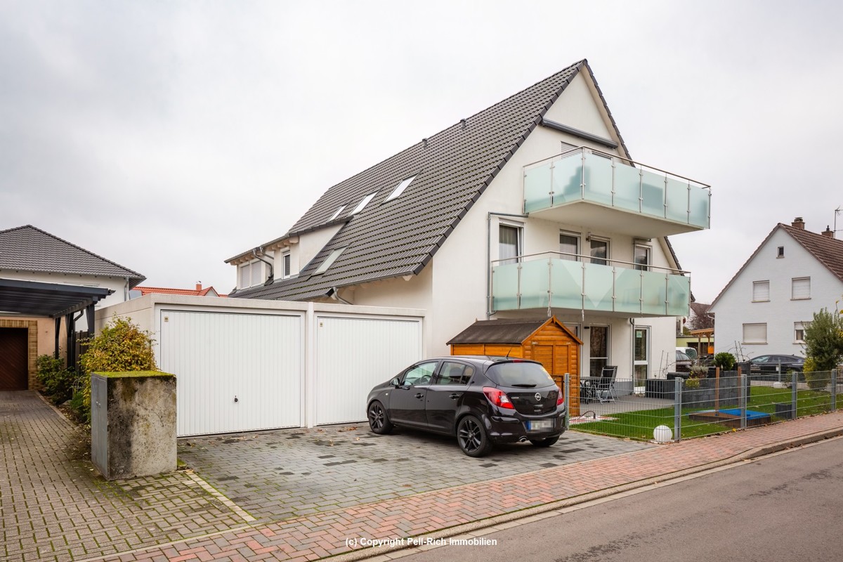 HINGUCKER: Gemütliche 3-Zimmer Wohnung mit Garage und Stellplatz in Durmersheim