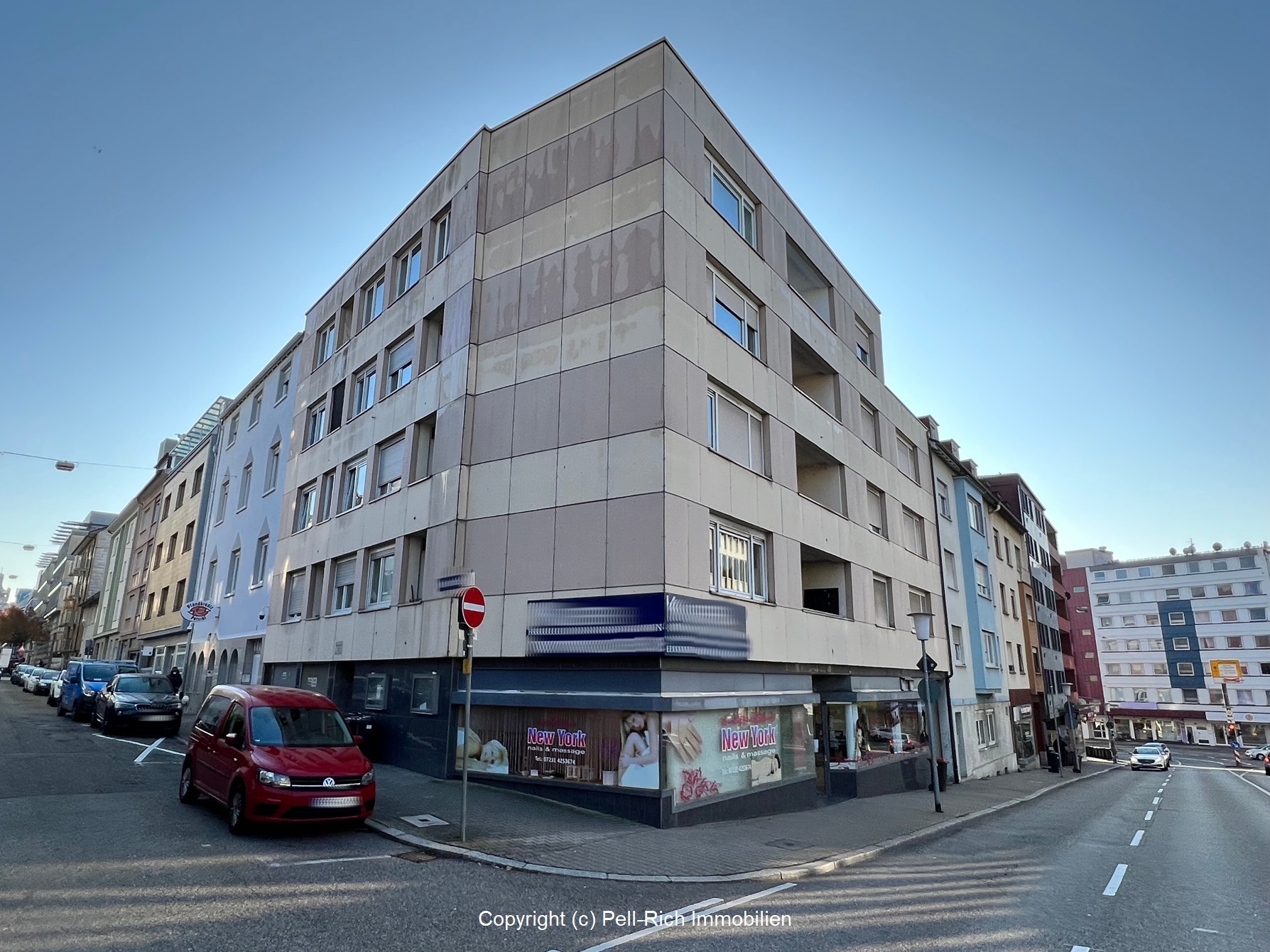MITTENDRIN: Voll vermietetes Mehrfamilienhaus mit über 7,66% Rendite in zentraler Lage von Pforzheim