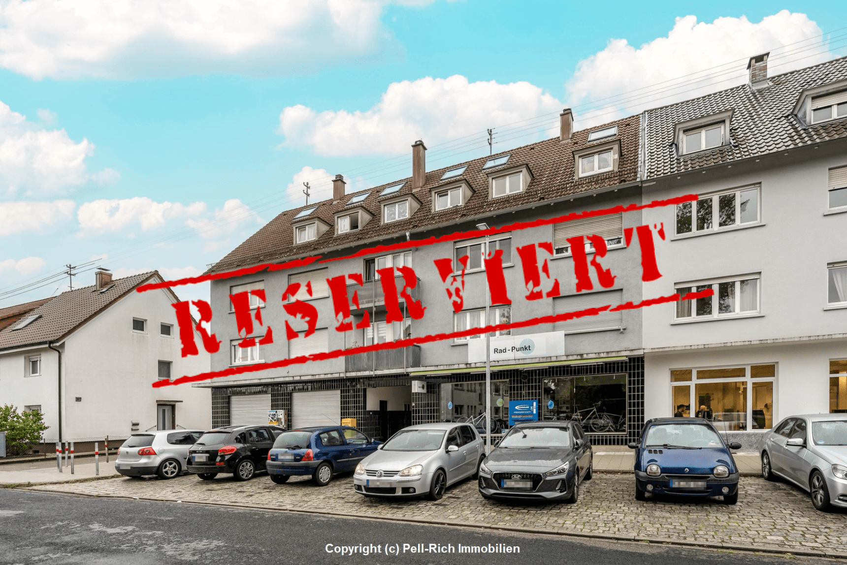 -derzeit reserviert- INVESTMENTCHANCE: Renditestarkes MFH mit 9 Wohnungen & 2 Gewerbe in bester Lage