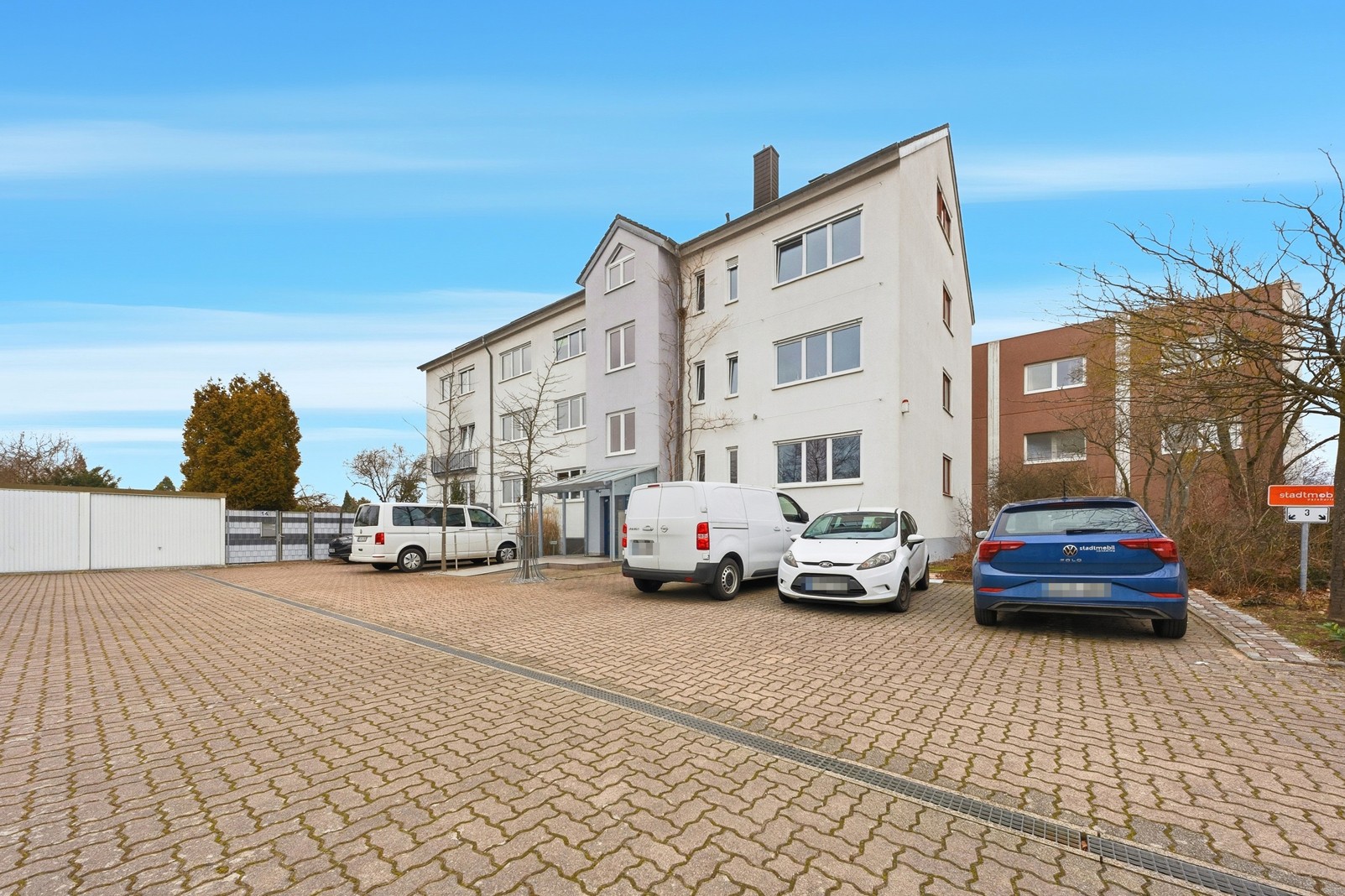 ARBEITSSTARK – Flexibel nutzbare Bürofläche im 3.OG eines modernen Bürohauses in KA-Knielingen