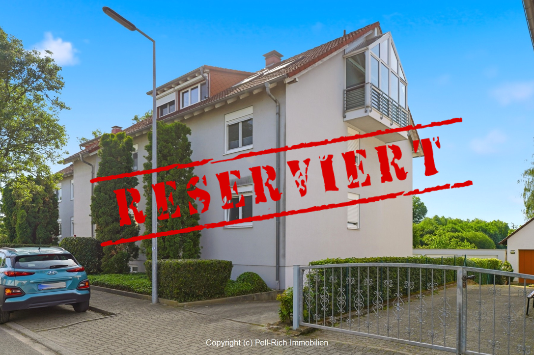 -derzeit reserviert- ELEGANT: Moderne Eigentumswohnung mit Garage und Wintergarten in ruhiger Randlage von KA-Knielingen