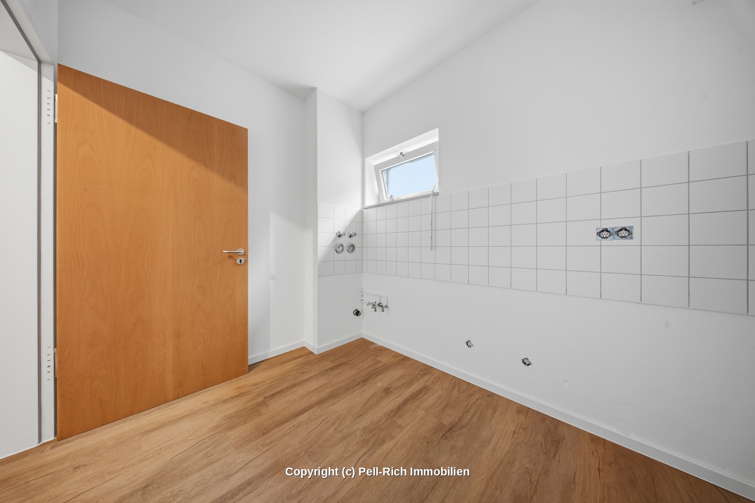 Helle 2-Zimmer-Wohnung mit Aufzug & neuer Einbauküche in der Oststadt zur Miete - Photo 3